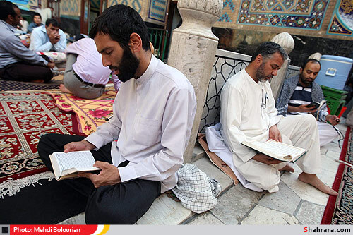 مراسم معنوي اعتكاف در مسجد گوهرشاد