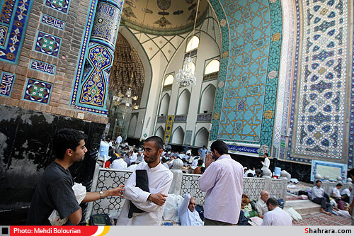 مراسم معنوي اعتكاف در مسجد گوهرشاد