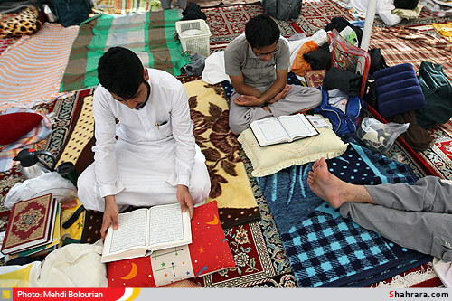 مراسم معنوي اعتكاف در مسجد گوهرشاد