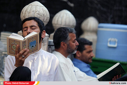 مراسم معنوي اعتكاف در مسجد گوهرشاد