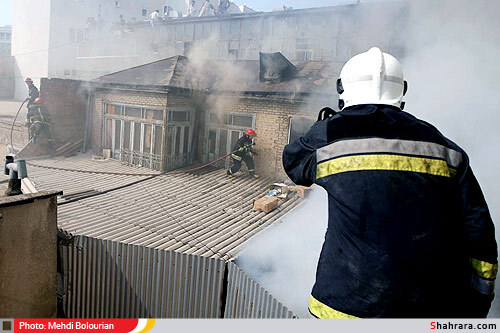 آتش سوزي در انبار لوازم برقي