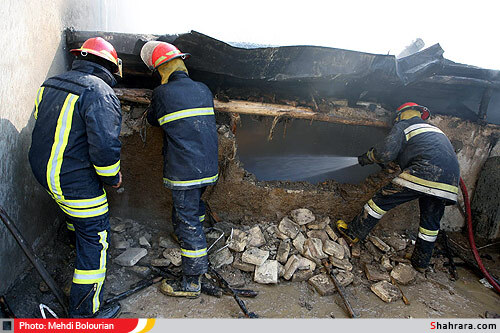 آتش سوزي در انبار لوازم برقي