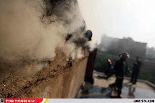 آتش سوزي در انبار لوازم برقي