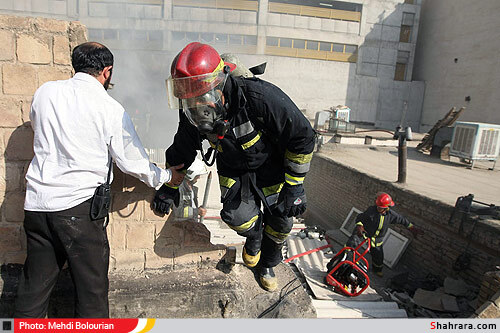 آتش سوزي در انبار لوازم برقي