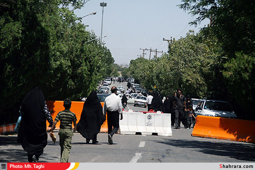 ايام چراغ برات،زيارت اهل قبور