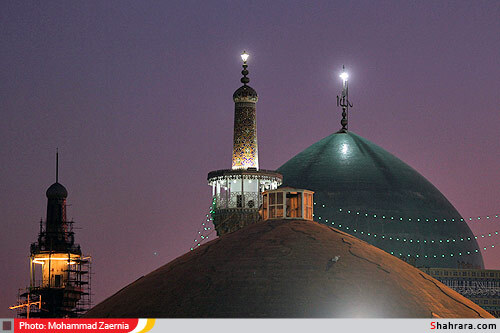 حرم امام هشتم در شب ميلاد امام زمان(عج)