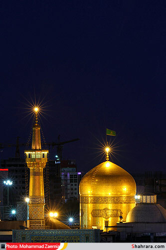 حرم امام هشتم در شب ميلاد امام زمان(عج)