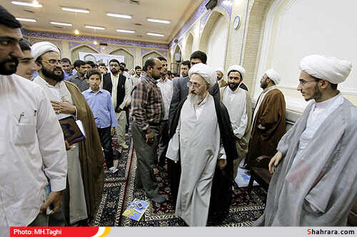 مراسم عمامه گذاري طلاب در مشهد