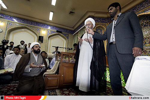 مراسم عمامه گذاري طلاب در مشهد