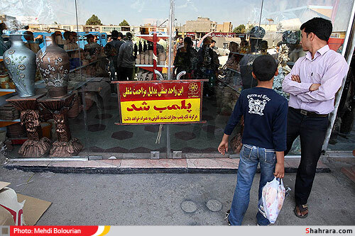 پلمپ واحدهاي متخلف در بازار گل 