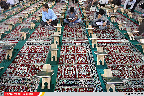 محفل انس با قرآن در حرم رضوي