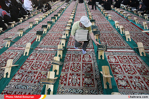 محفل انس با قرآن در حرم رضوي