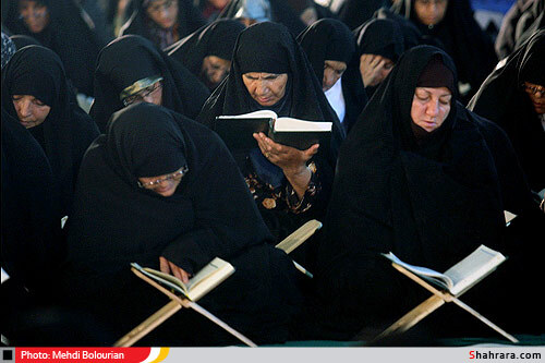 محفل انس با قرآن در حرم رضوي