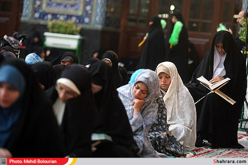 محفل انس با قرآن در حرم رضوي