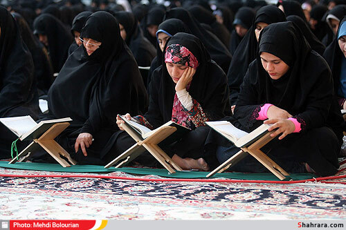 محفل انس با قرآن در حرم رضوي