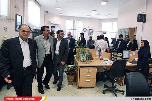 حضور مسئولين شهري و استاني در روزنامه شهرآرا