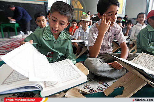 محفل انس با قرآن کودکان در حرم رضوی