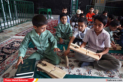 محفل انس با قرآن کودکان در حرم رضوی