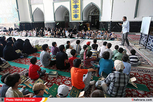 محفل انس با قرآن کودکان در حرم رضوی