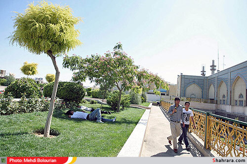 وضعیت زائران اطراف حرم رضوی