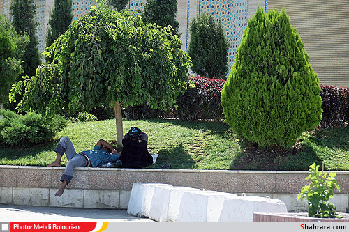 وضعیت زائران اطراف حرم رضوی