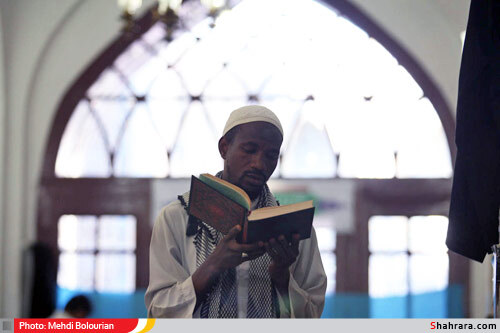 مراسم اعتكاف طلاب در حرم مطهر رضوی