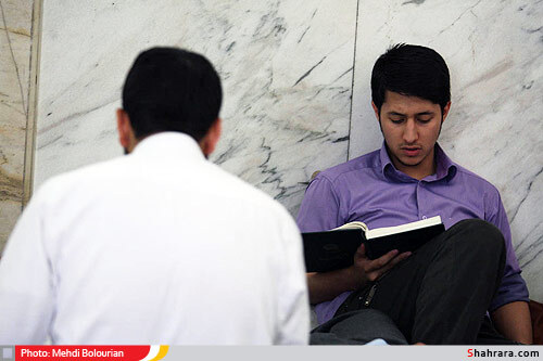 مراسم اعتكاف طلاب در حرم مطهر رضوی