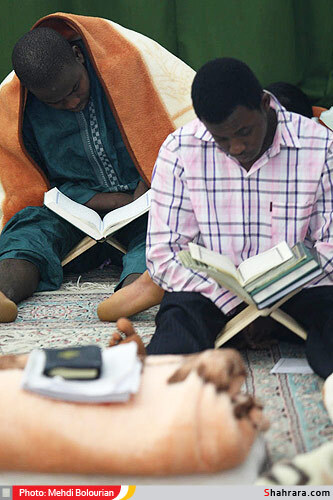 مراسم اعتكاف طلاب در حرم مطهر رضوی