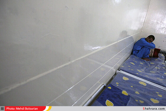 مرکز درمان اجباری معتادان سنگ بست مشهد 