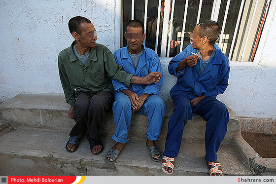 مرکز درمان اجباری معتادان سنگ بست مشهد 