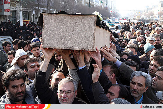 تشییع پیکر دانش آموزان شهید کاروان راهیان نور
