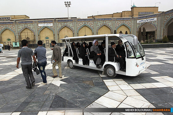 خادمین افتخاری امام رضا(ع)