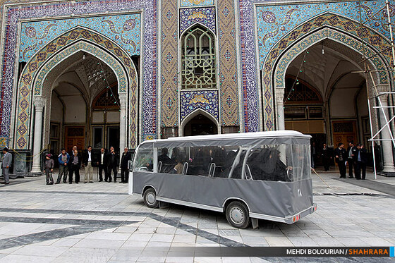 خادمین افتخاری امام رضا(ع)