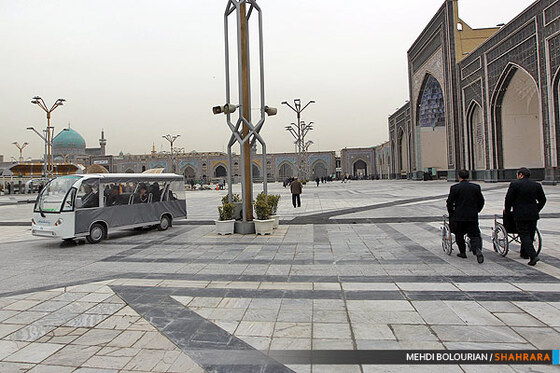 خادمین افتخاری امام رضا(ع)