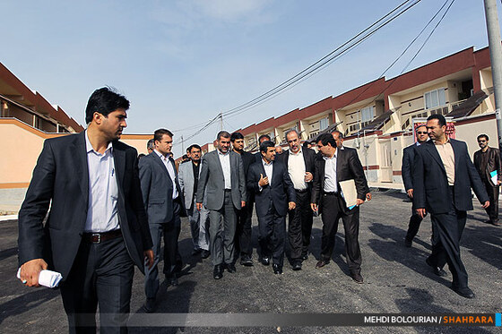 در حاشیه افتتاح 17500 واحد مسکونی و 575 کیلومتر راه شهری و روستایی