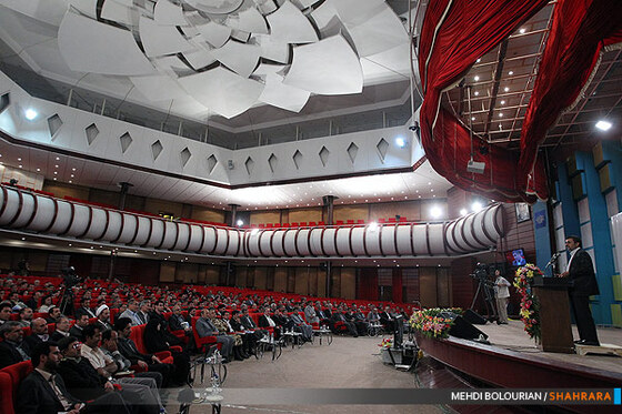 مراسم افتتاح 17500 واحد مسکونی و 575 کیلومتر راه شهری و روستایی