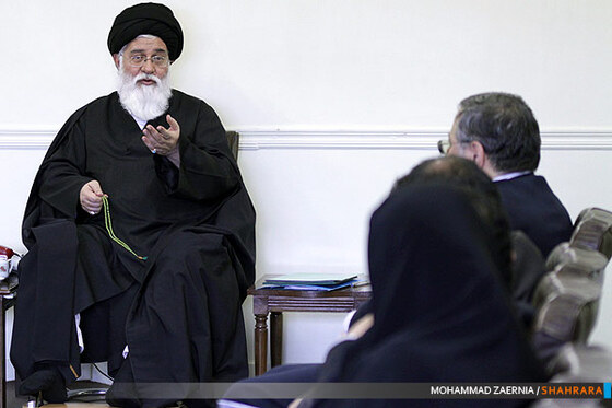 دیدار شهردار و اعضای شورای اسلامی شهر با امام جمعه مشهد مقدس