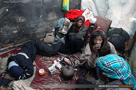 مصرف مواد مخدر در حاشیه شهر مشهد