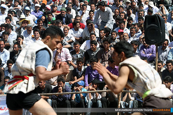 مسابقات کشتی با چوخه،یادبود شهدای شهرستان فیروزه نیشابور