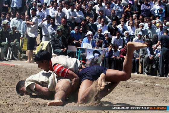 مسابقات کشتی با چوخه،یادبود شهدای شهرستان فیروزه نیشابور