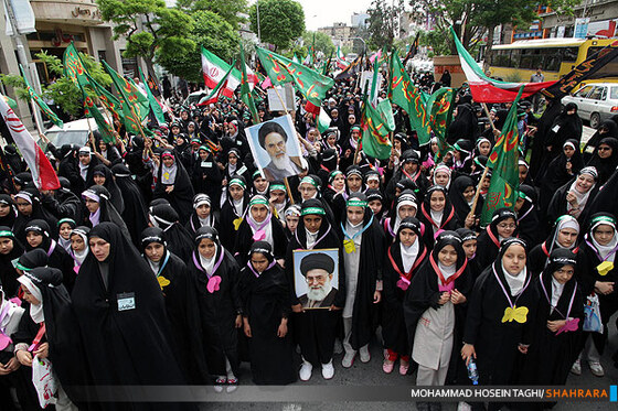 راهپیمایی حافظان حجاب