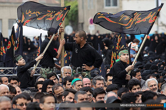 اجتماع عظیم عزاداران فاطمی و تشییع پیکر پاک 2 شهید گمنام