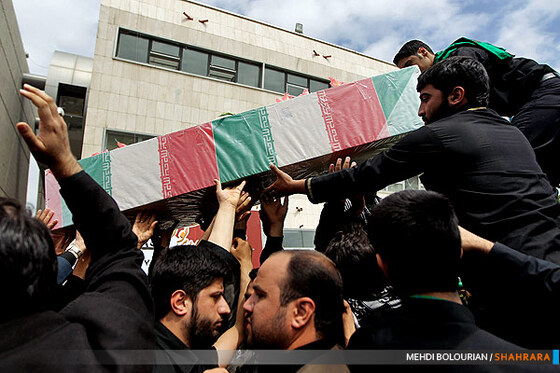 اجتماع عظیم عزاداران فاطمی و تشییع پیکر پاک 2 شهید گمنام