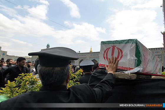 اجتماع عظیم عزاداران فاطمی و تشییع پیکر پاک 2 شهید گمنام