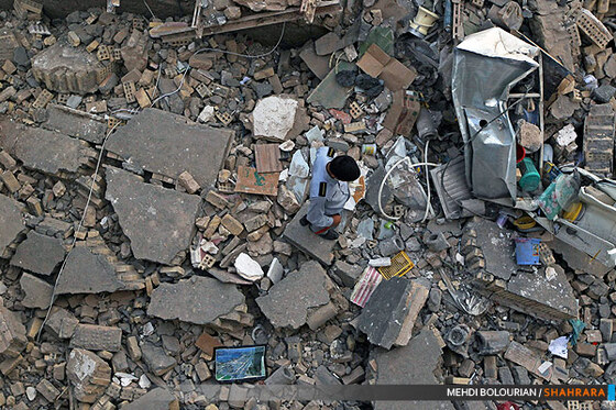 ریزش 4 منزل مسکونی در بلوار طبرسی 