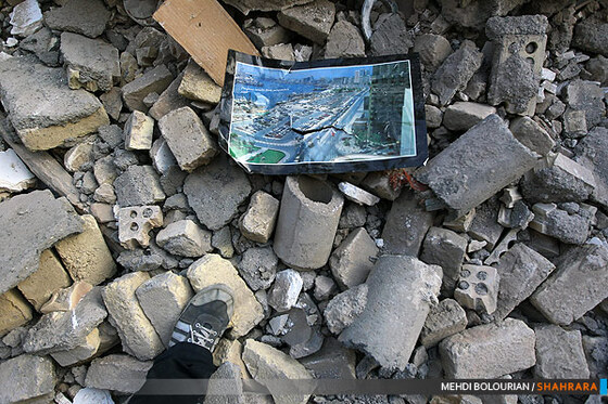 ریزش 4 منزل مسکونی در بلوار طبرسی 