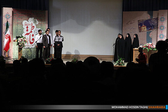 نشست وزیر ارشاد با اصحاب فرهنگ و هنر استان