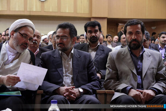 نشست وزیر ارشاد با اصحاب فرهنگ و هنر استان