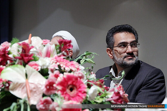 نشست وزیر ارشاد با اصحاب فرهنگ و هنر استان