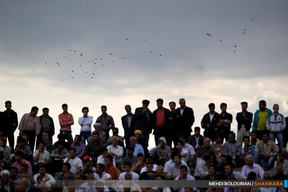 کشتی روی خاک در همسایگی فردوسی